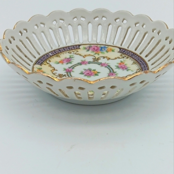 German Reticulated Trinket Dish Floral Pattern - Picture 4 of 4